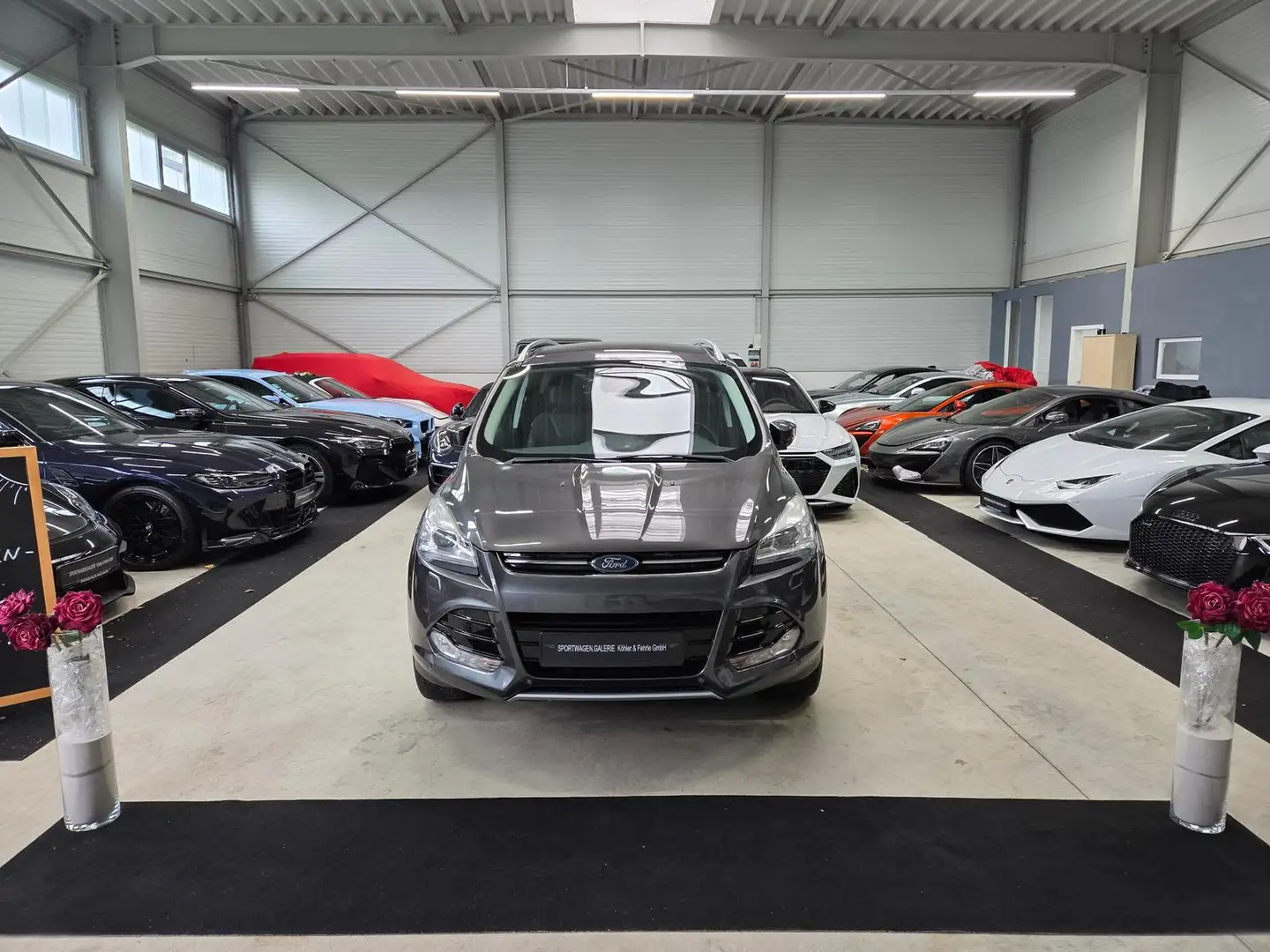 Ford Kuga 2.0 TDCi Titanium /Kamera/AHK/Keyless/*122€ Grau - 1