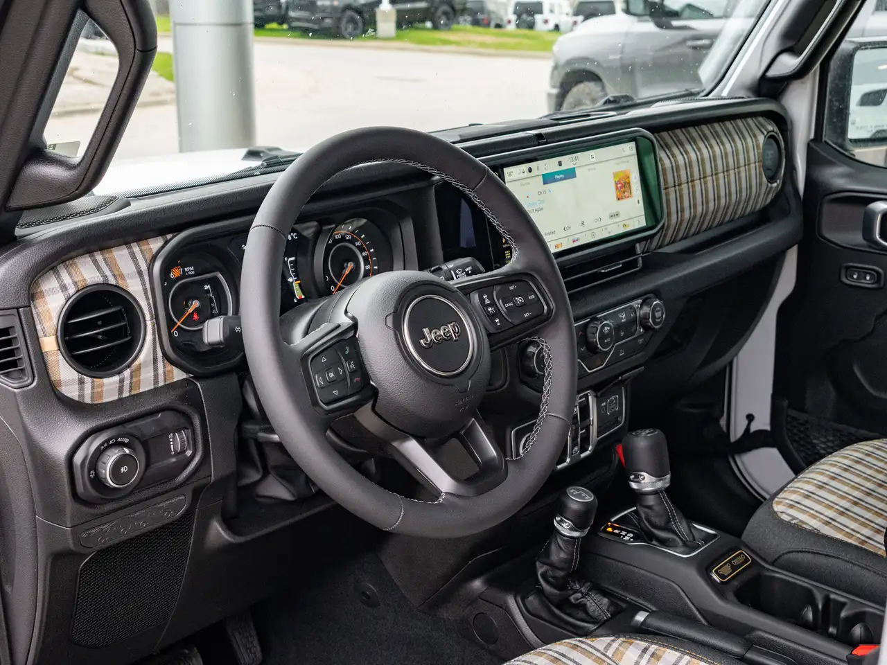 Jeep Wrangler снимка Jeep Wrangler