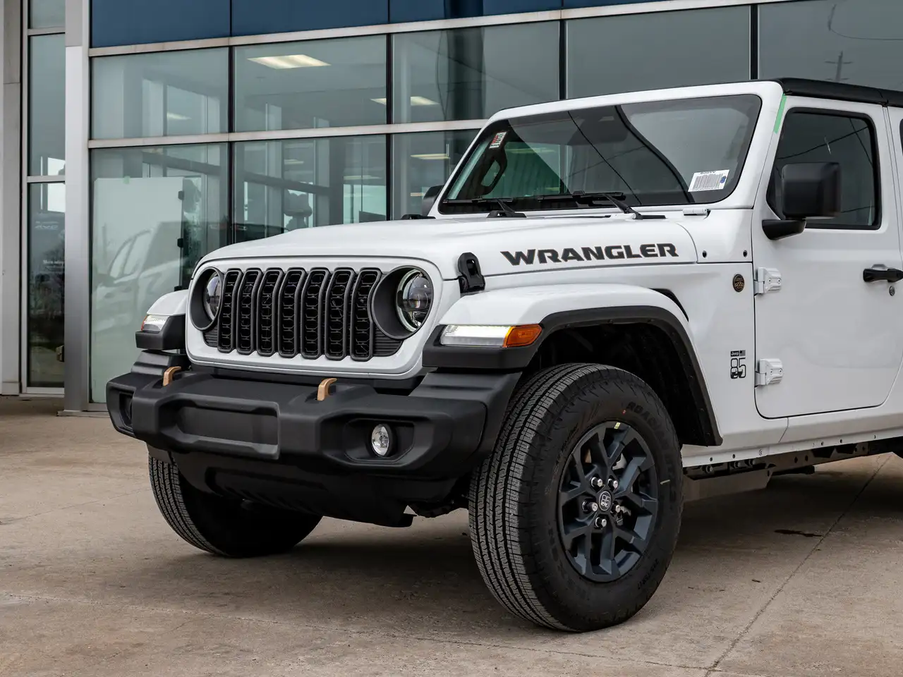Jeep Wrangler снимка Jeep Wrangler