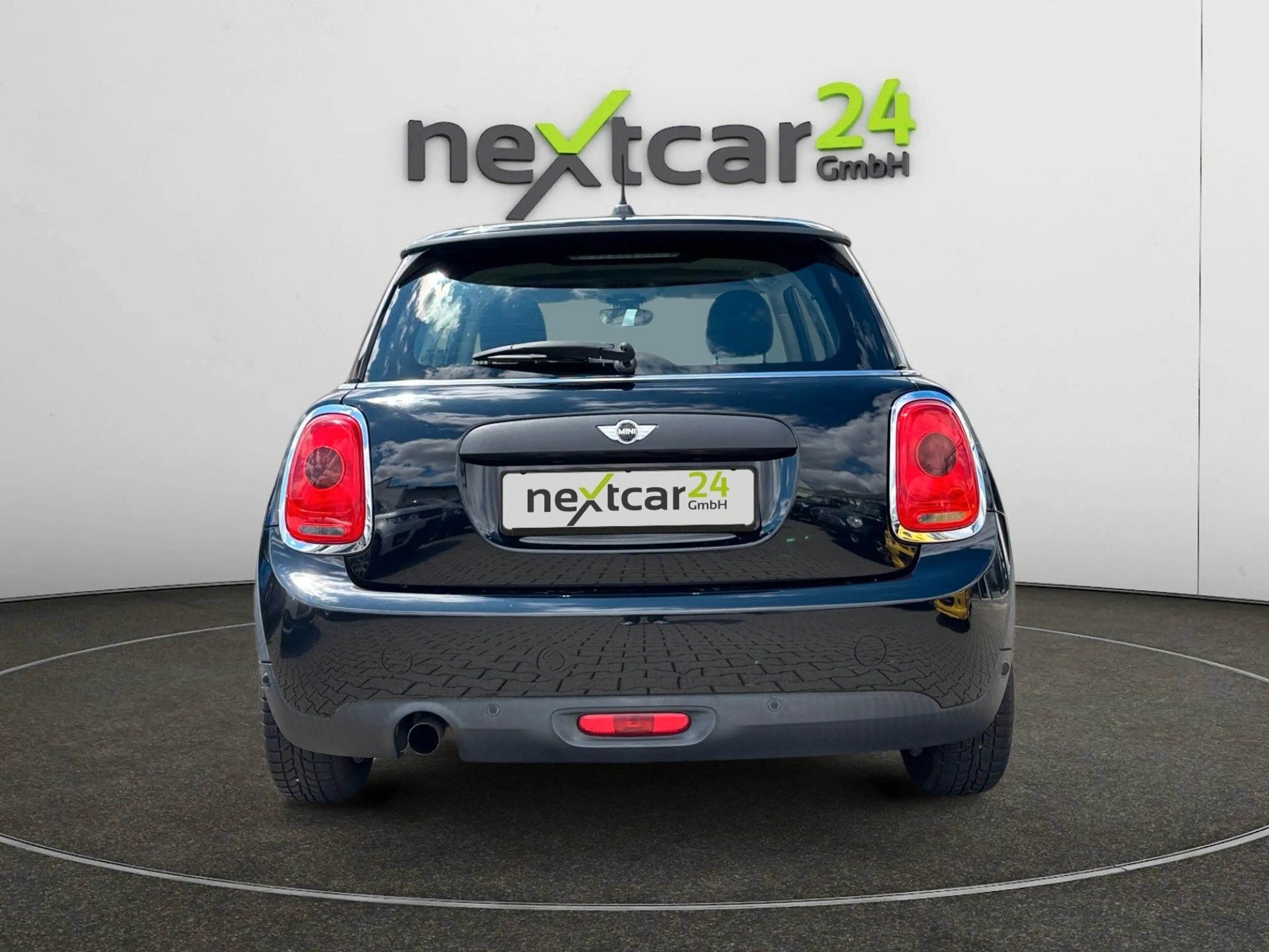 MINI One MINI ONE — photo 4