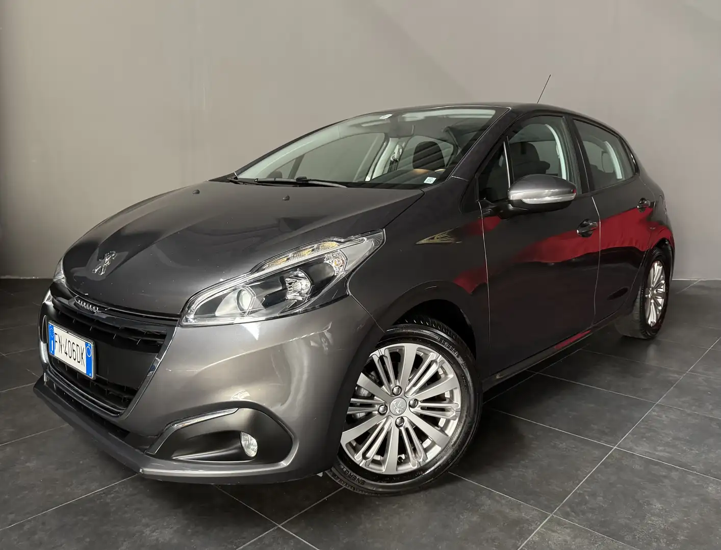 Peugeot 208 5p 1.6 bluehdi Allure 75cv ( Euro 6) - 2
