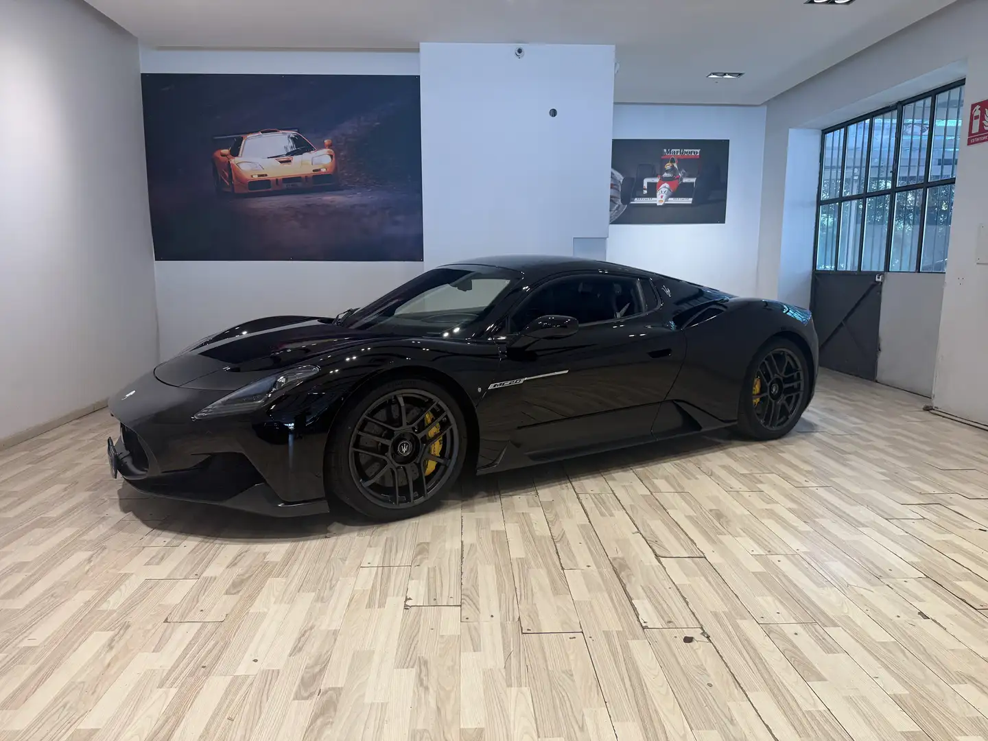 Maserati MC20 MC20 3.0 V6 630cv - Schwarz - 1
