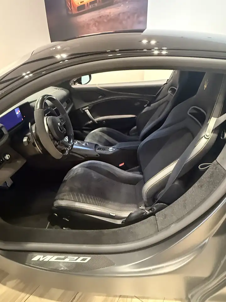 Maserati MC20 2022