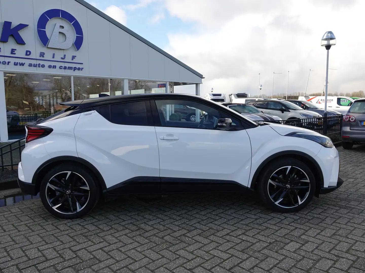 Toyota C-HR 2.0 Hybrid GR-Sport H-LEER | TREKH. | ECC | NAVI | Blanco - 2