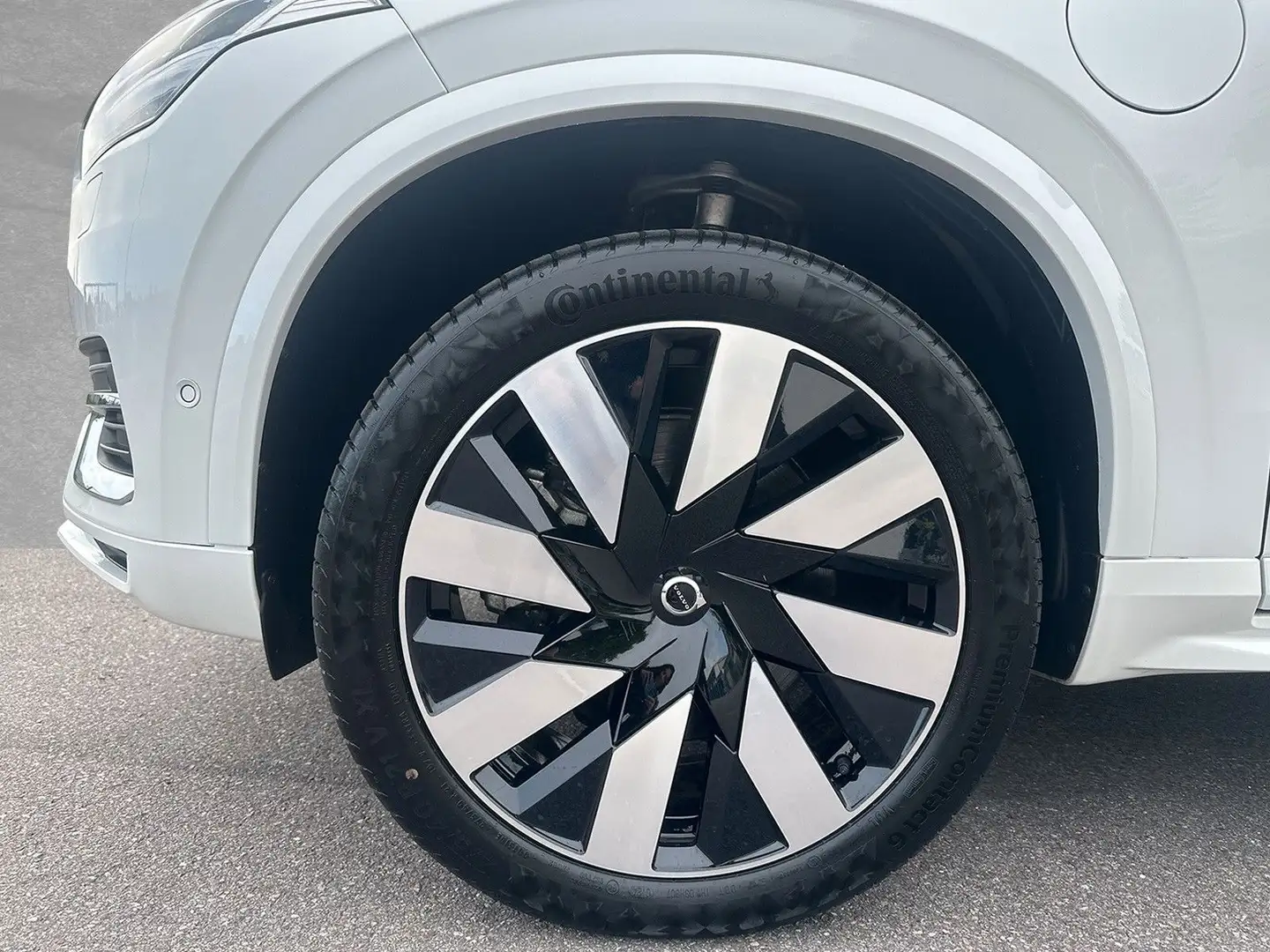 Volvo XC90 T8 AWD Recharge Plus Bright 7-Sitzer ACC Weiß - 2