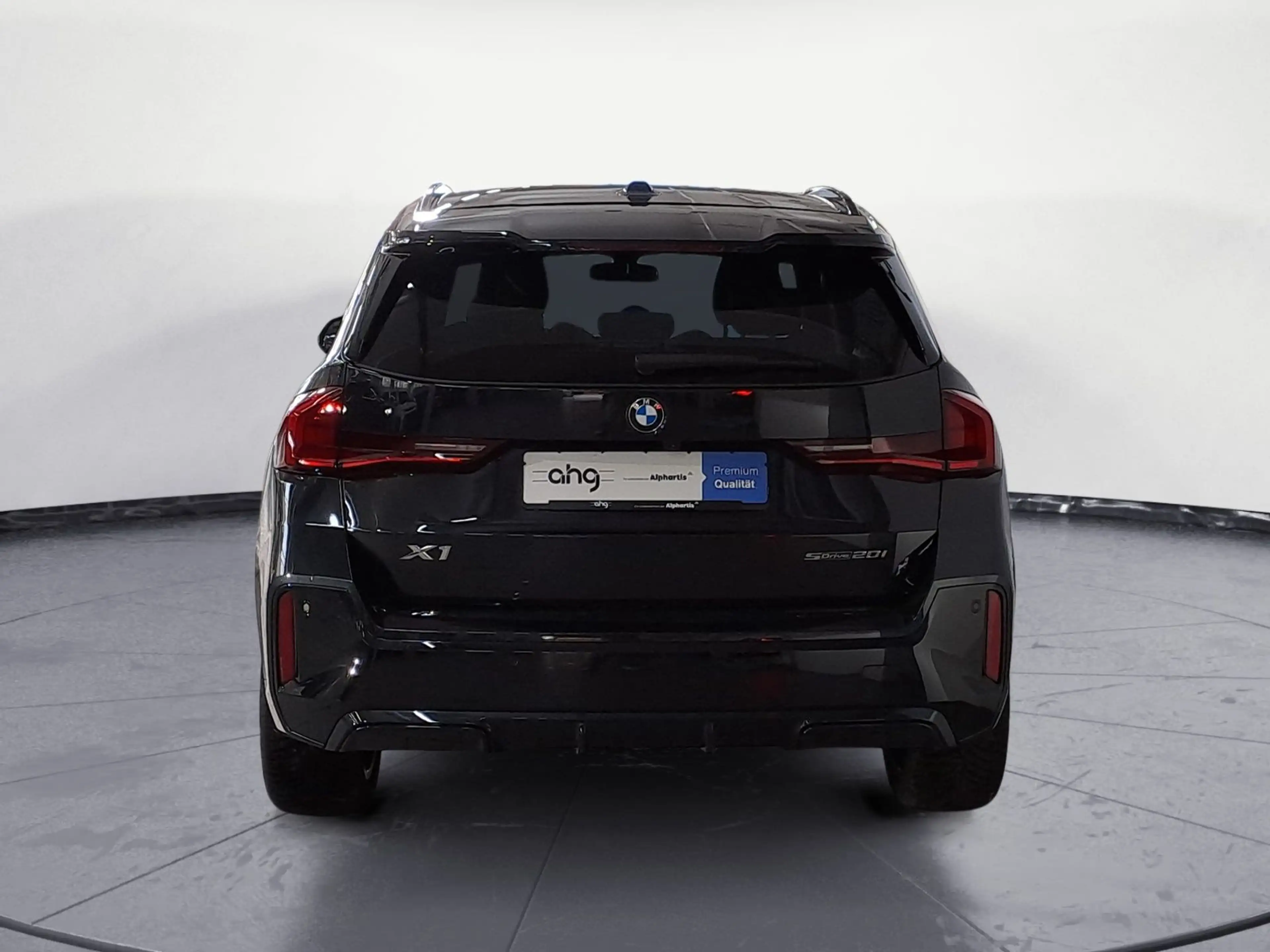 BMW X1 sDrive20i M Sportpaket AHK Harman&Kardon 19 Z — photo 6