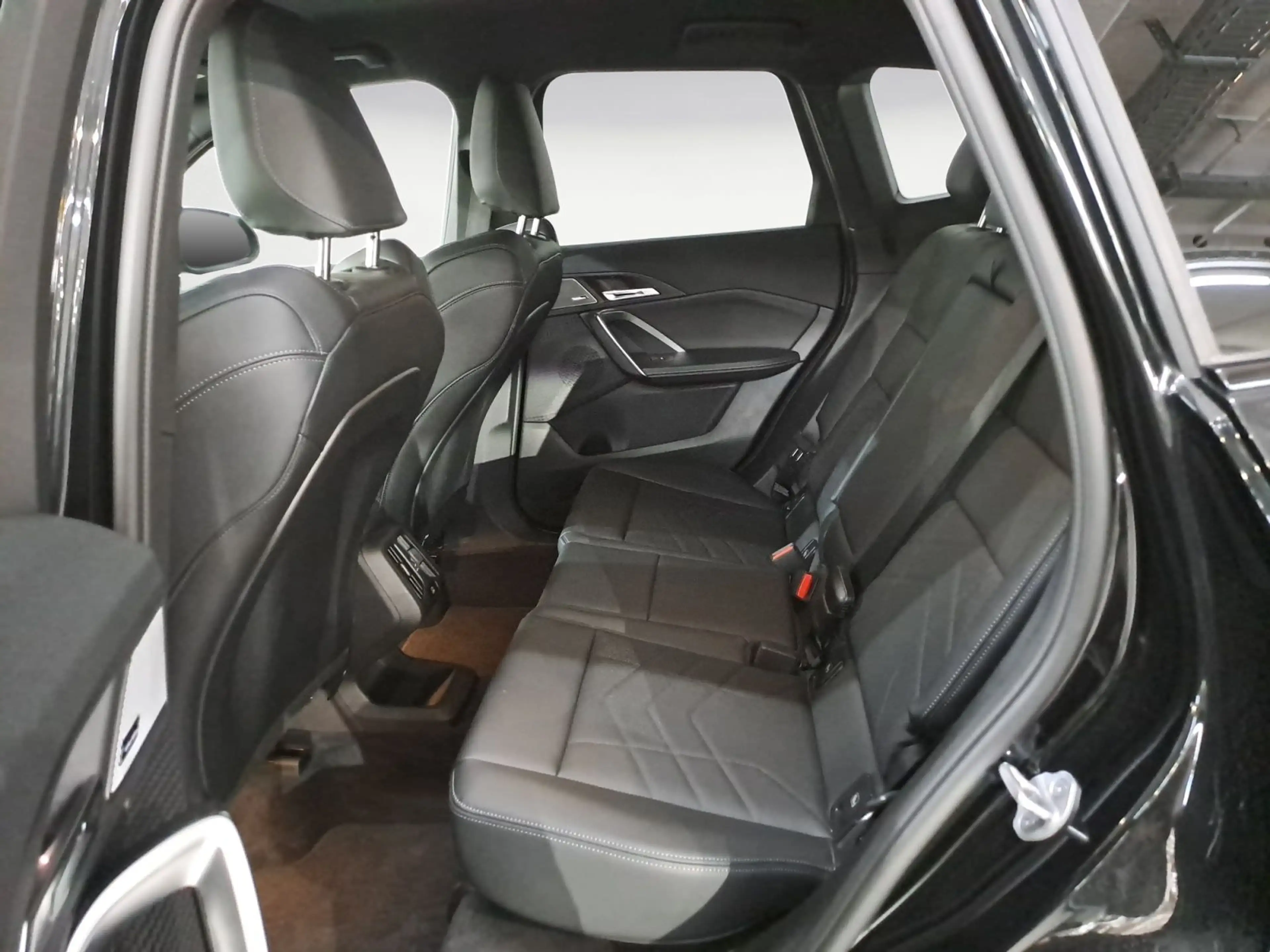 BMW X1 sDrive20i M Sportpaket AHK Harman&Kardon 19 Z — photo 15