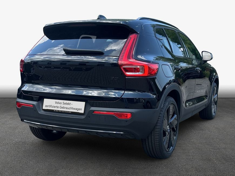Volvo XC40 XC40 B3 B DKG Plus Black Edition — photo 4
