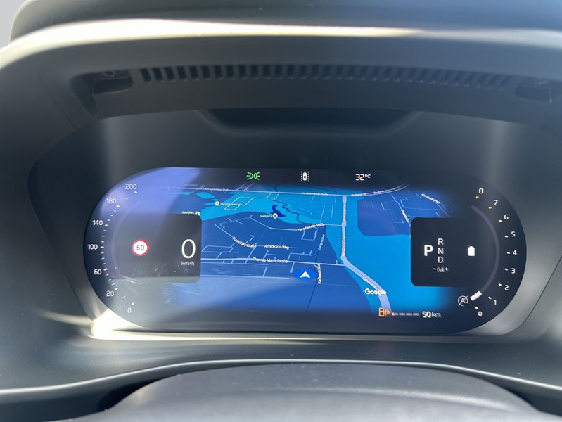 Volvo XC40 XC40 B3 B DKG Plus Black Edition — photo 14