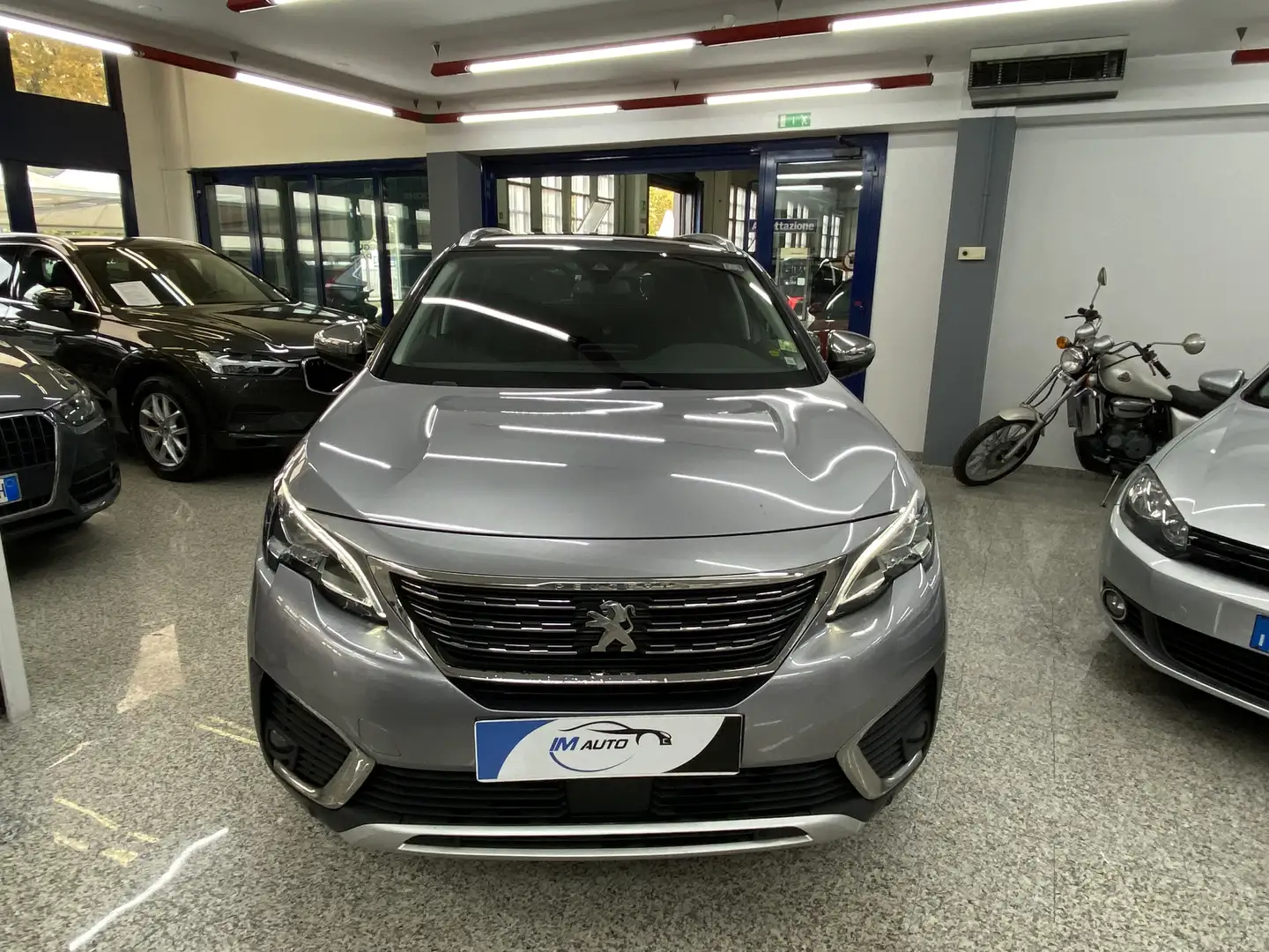 Peugeot 5008 1.5 Hdi S&S CrossWay Gris - 1