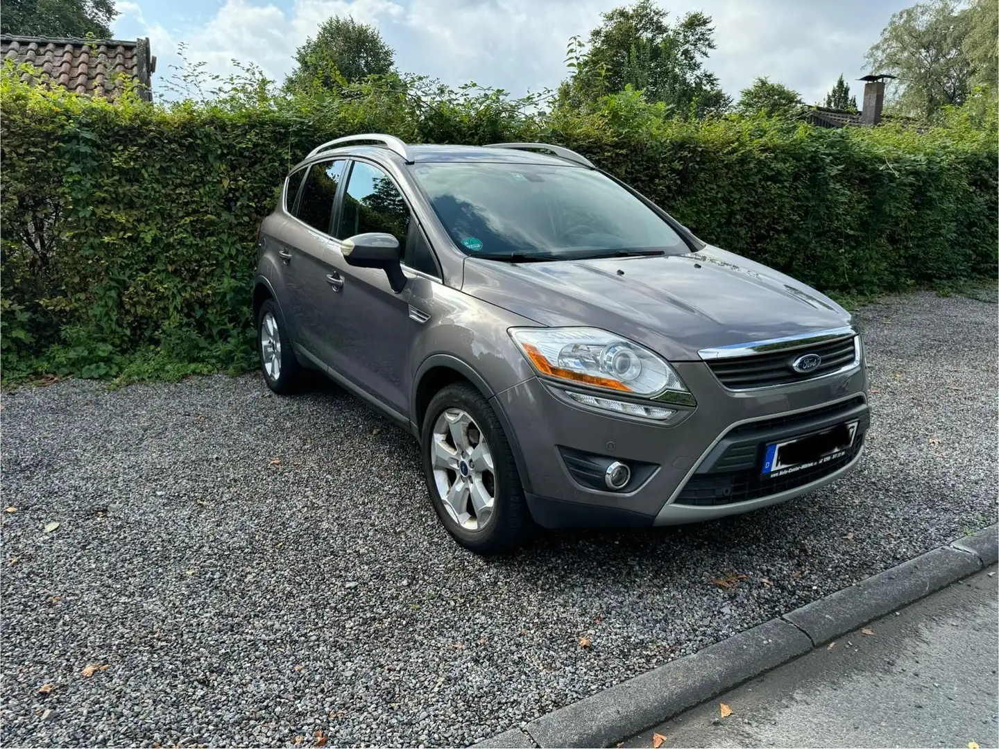Ford Kuga 2.0 TDCi 4x4 Aut. Titanium - 1