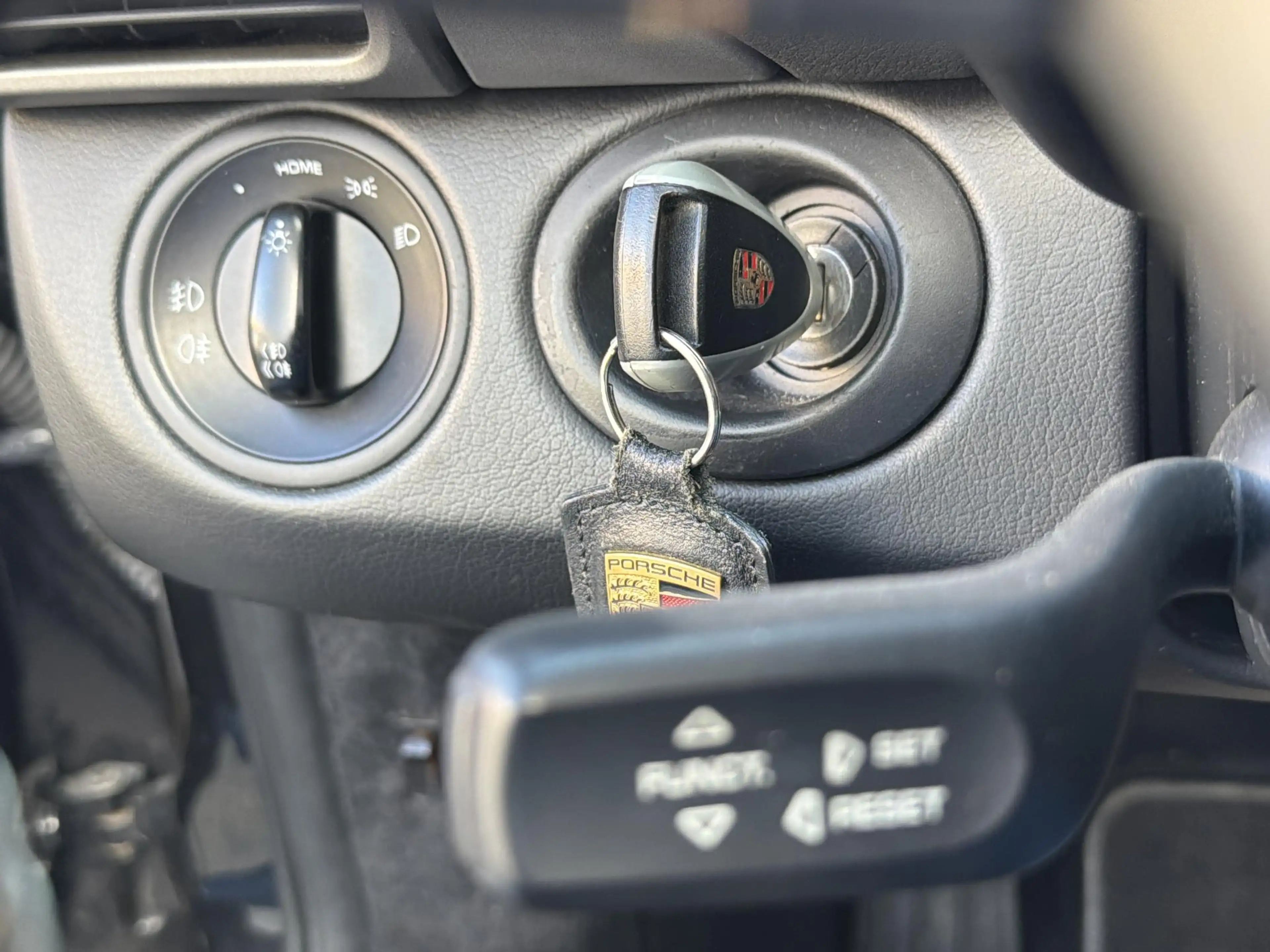 Porsche 997 Cabrio 3.6 Carrera — photo 14