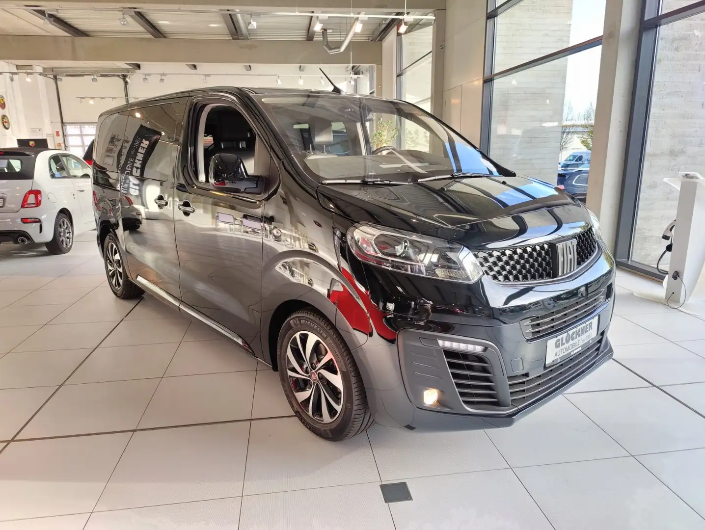 Fiat Ulysse Lounge L2 75kWh Noir - 2