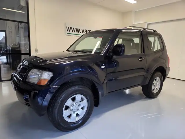 Mitsubishi Pajero 2.5 TDI 3p.RESTYLING