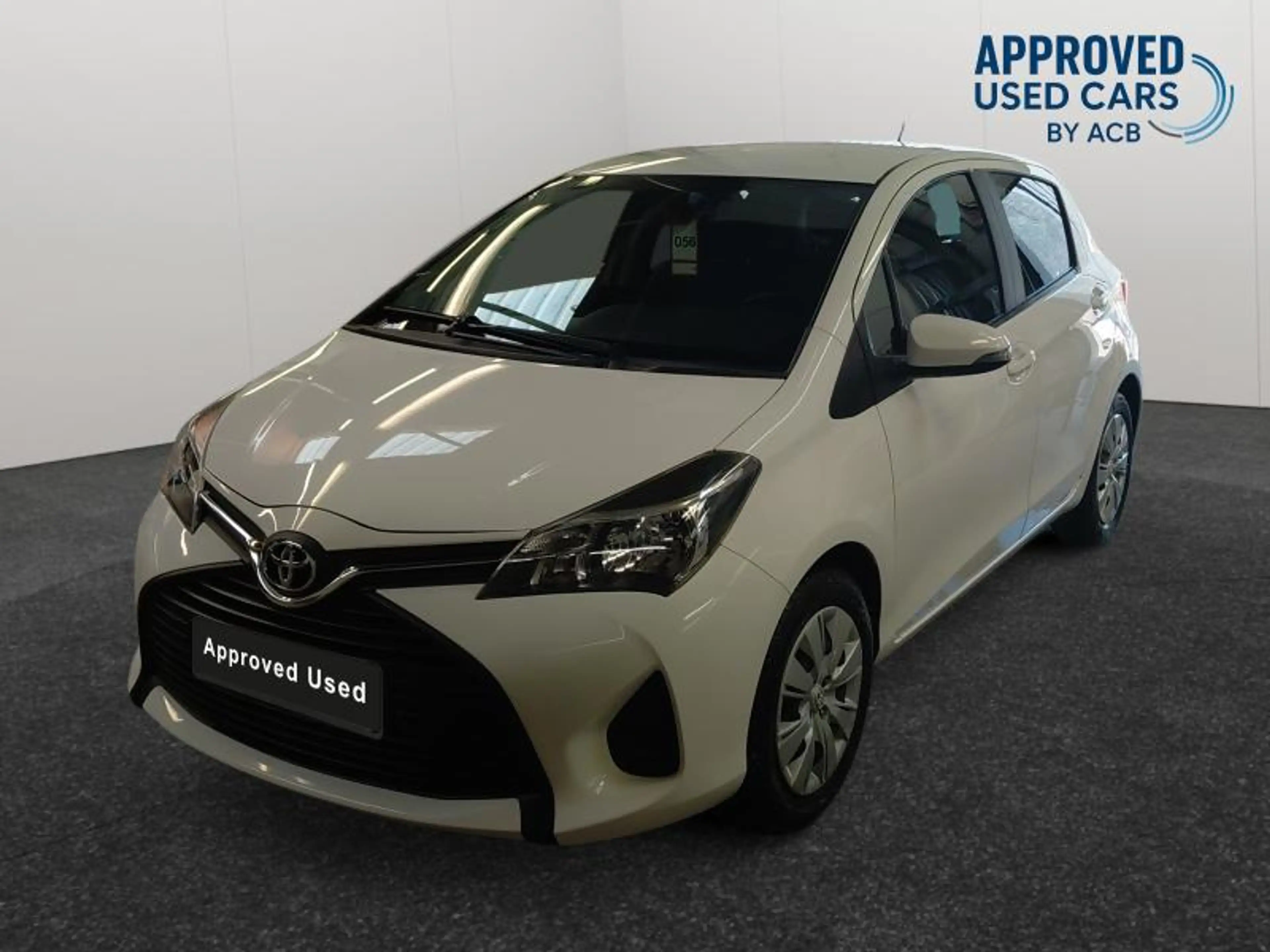 Toyota Yaris Active & Pack Live2