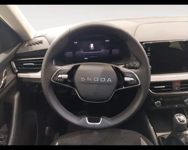 Skoda Scala view 13