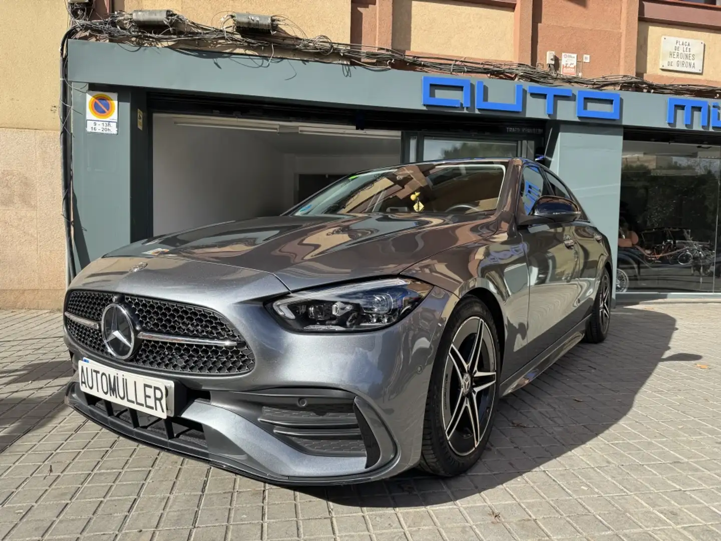 Mercedes-Benz MERCEDES-BENZ Clase C Berlina  Automático de 5 Pu Gris - 1