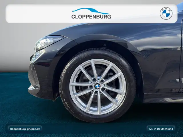 BMW 3 Series view 10