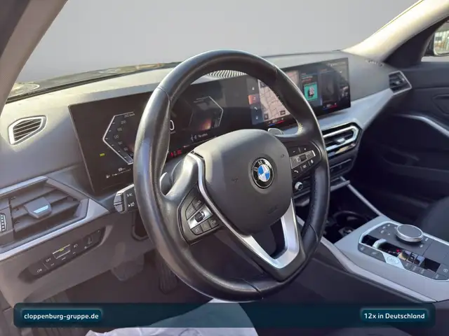 BMW 3 Series view 13
