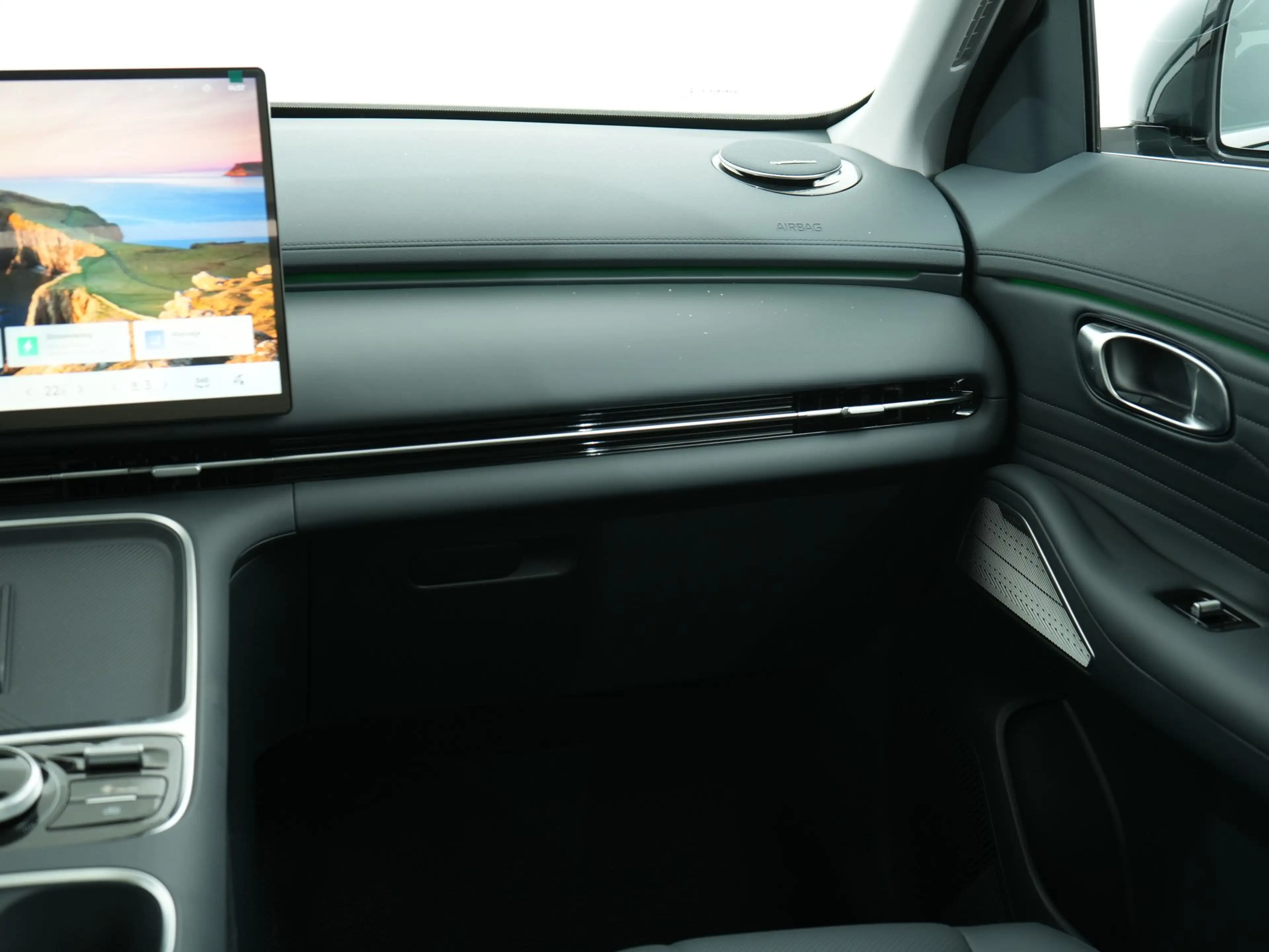 Geely Starray EM-i 1.5 MAX+ LONG RANGE 29,8 KWH | 136km WLTP | Panora — photo 14