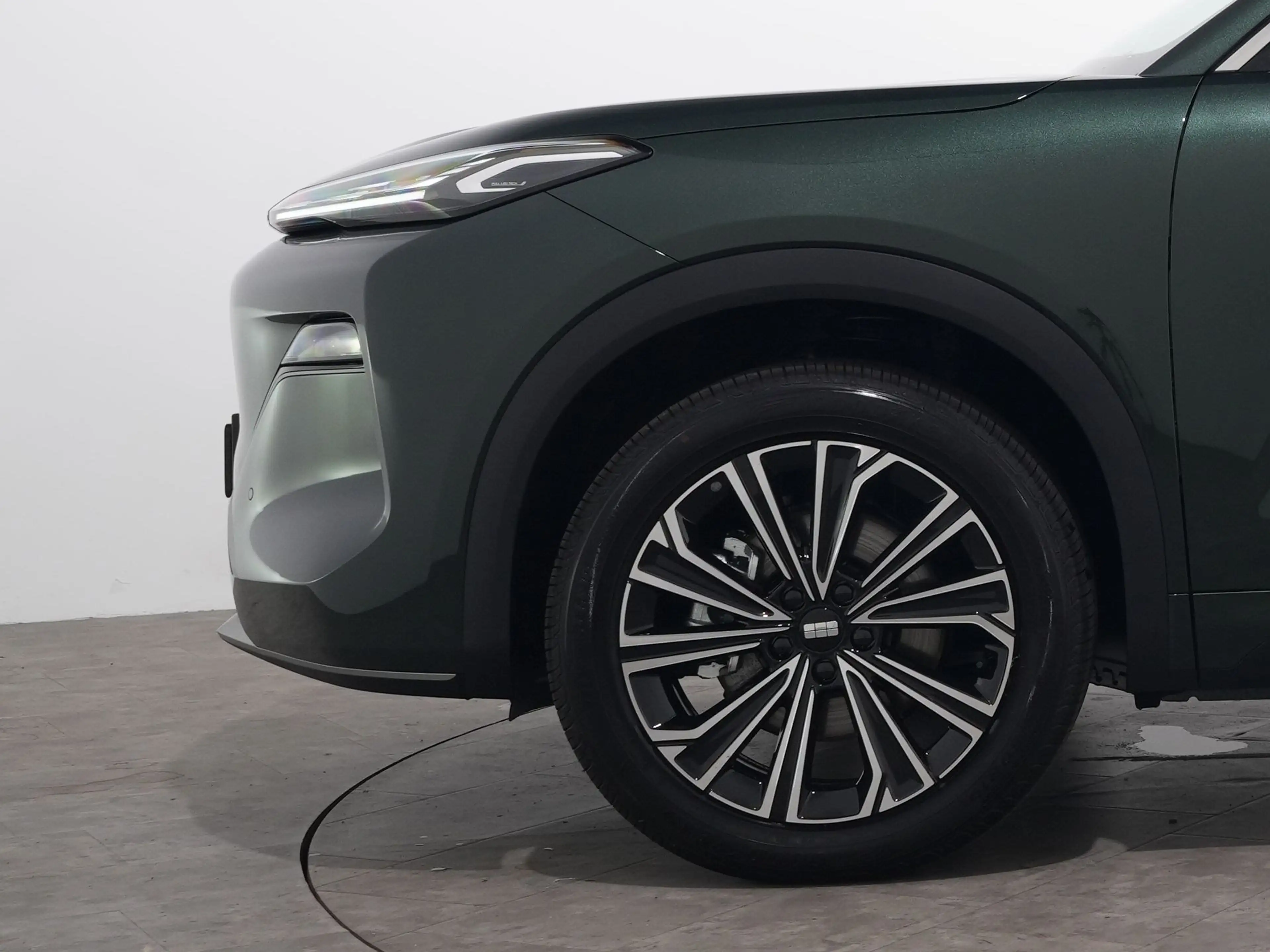 Geely Starray EM-i 1.5 MAX+ LONG RANGE 29,8 KWH | 136km WLTP | Panora — photo 12