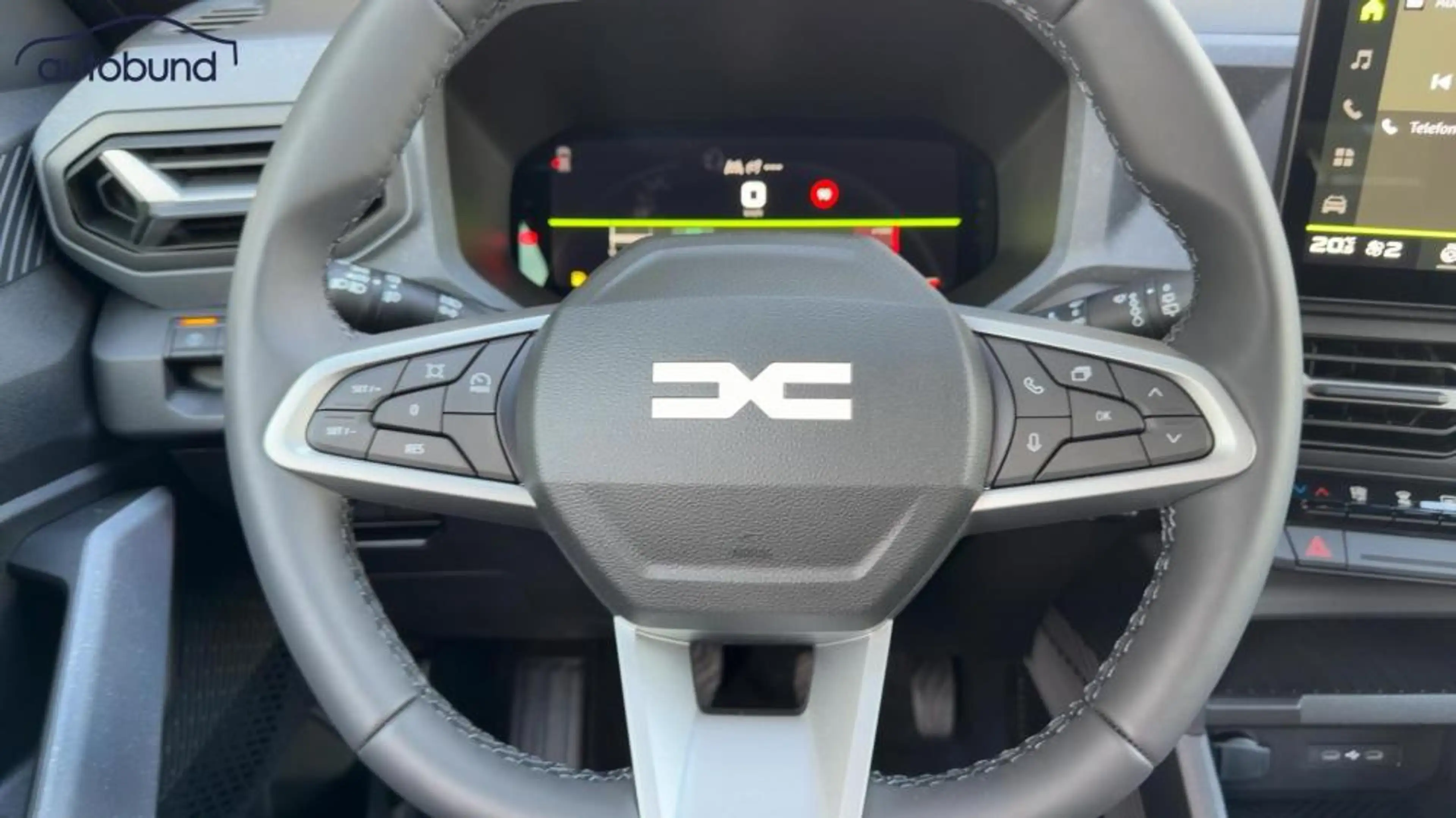 Dacia Bigster 1,2 TCE (MHEV) 140 Celebration Alu KA LED Link — photo 11