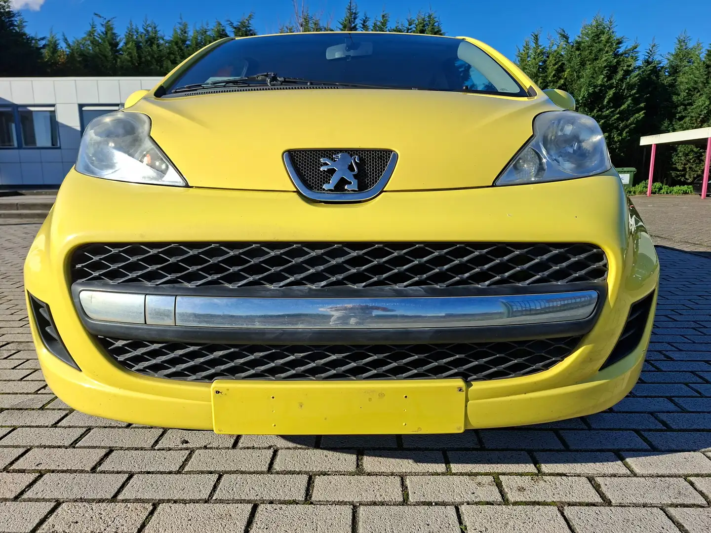 Peugeot 107 107 70 Urban Style | 12 maanden garantie | Geel - 2