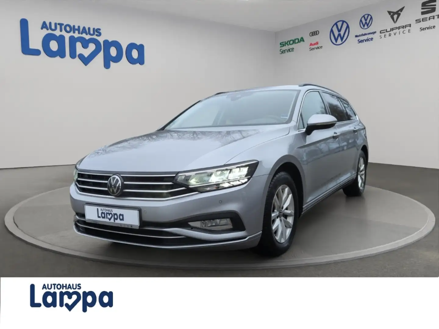 Volkswagen Passat Variant Business 2.0 TDI DSG AHK,NAV,PDC,ACC,LED Silber - 1