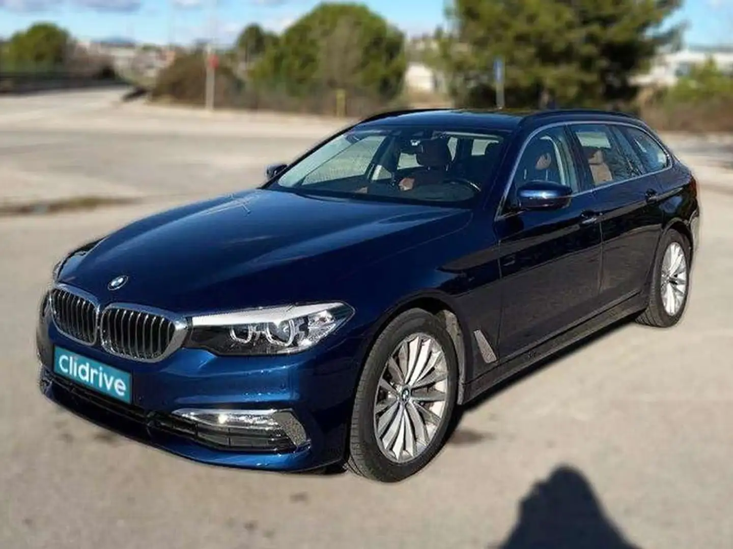 BMW 530 530dA Touring xDrive Bleu - 2