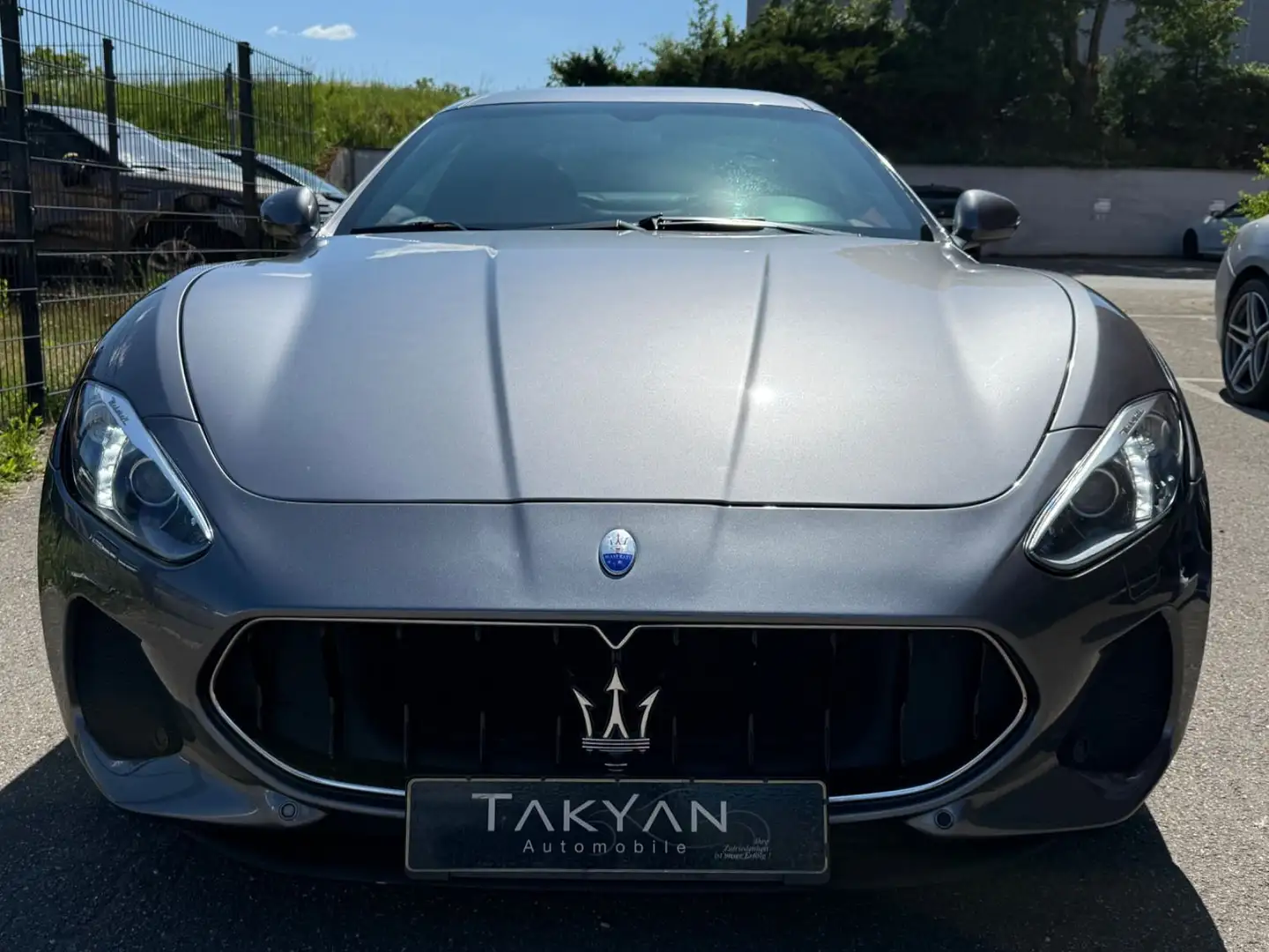 Maserati GranTurismo 4.7 V8 Sport / 2.Hand / NAVI / XENON Gris - 2