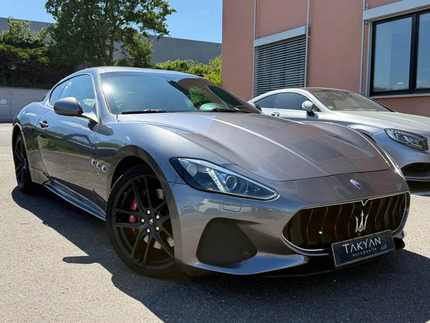 Maserati GranTurismo 4.7 V8 Sport / 2.Hand / NAVI / XENON Gris - 1