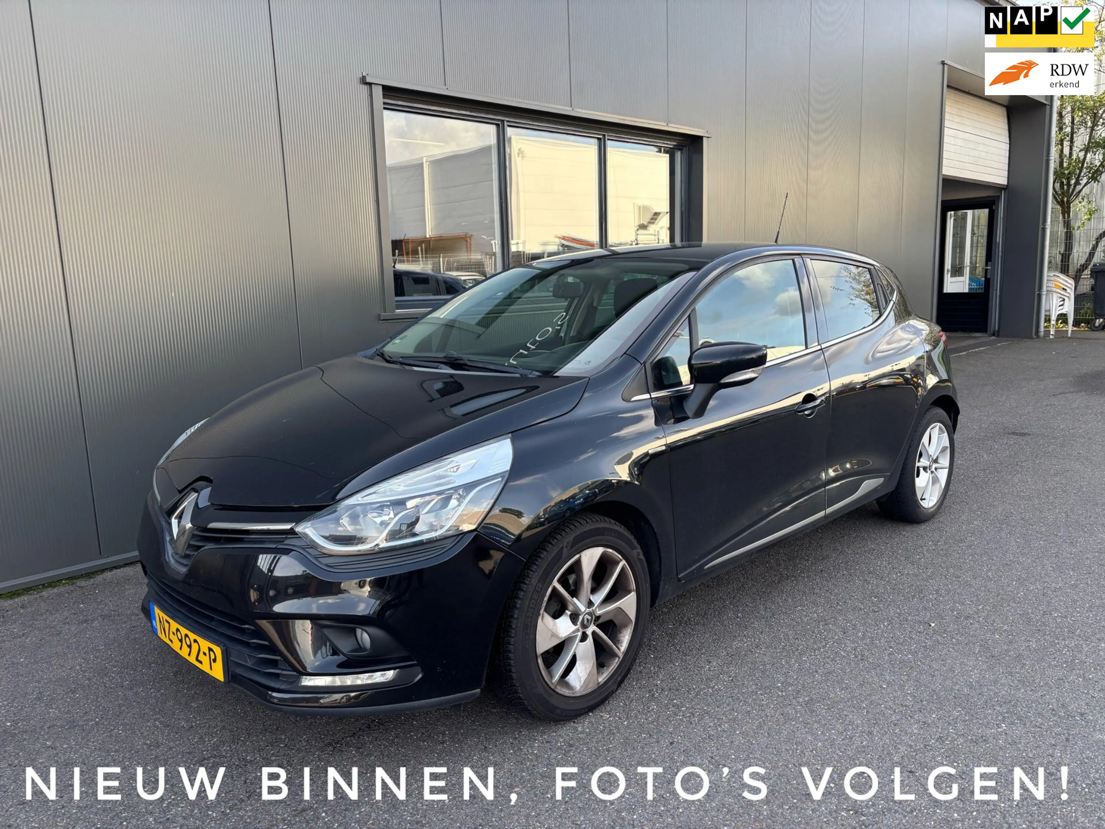 Renault Clio TCe 90 Limited / Navigatie / Parkeersensoren achte