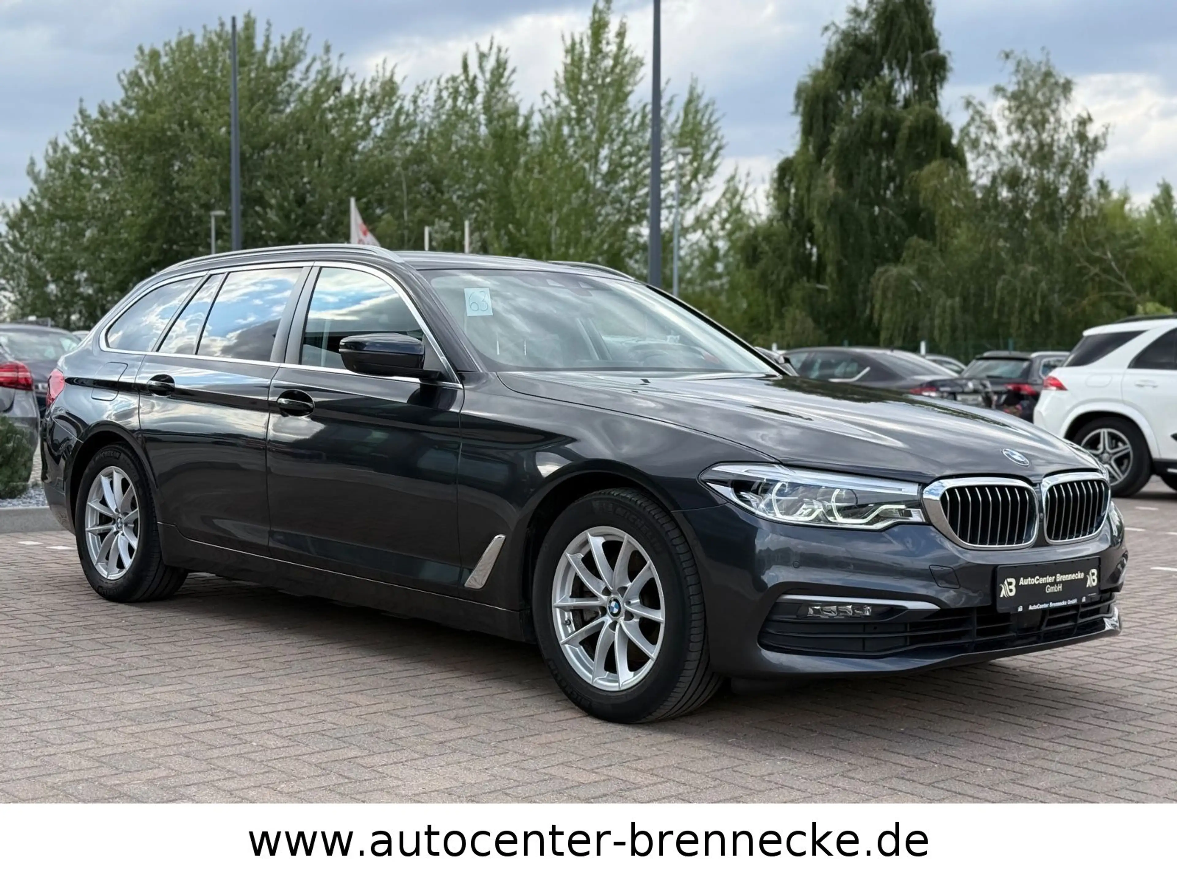 BMW 520 d Touring xDrive*HUD*ACC*AHK*360°* — photo 4