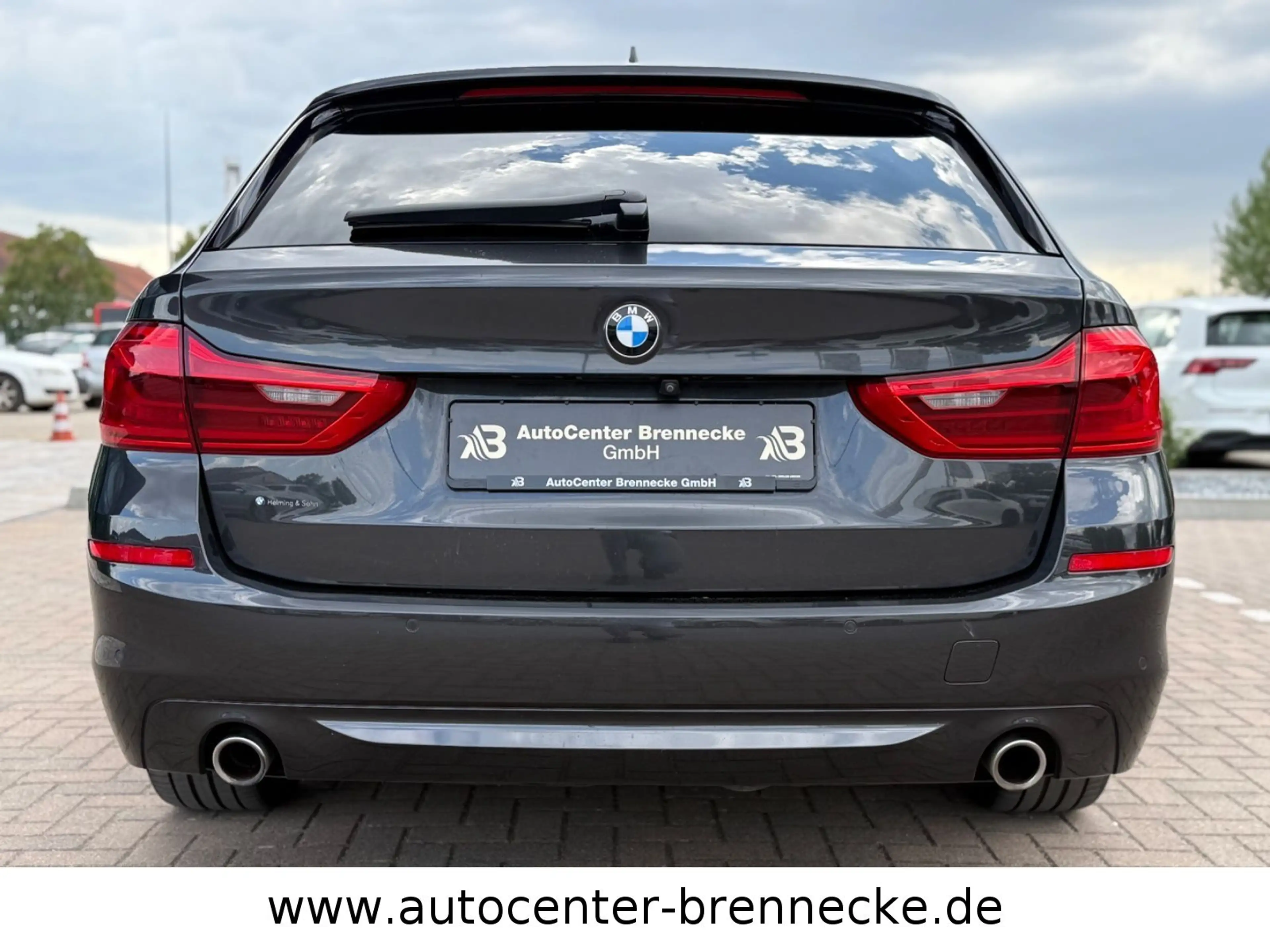 BMW 520 d Touring xDrive*HUD*ACC*AHK*360°* — photo 6