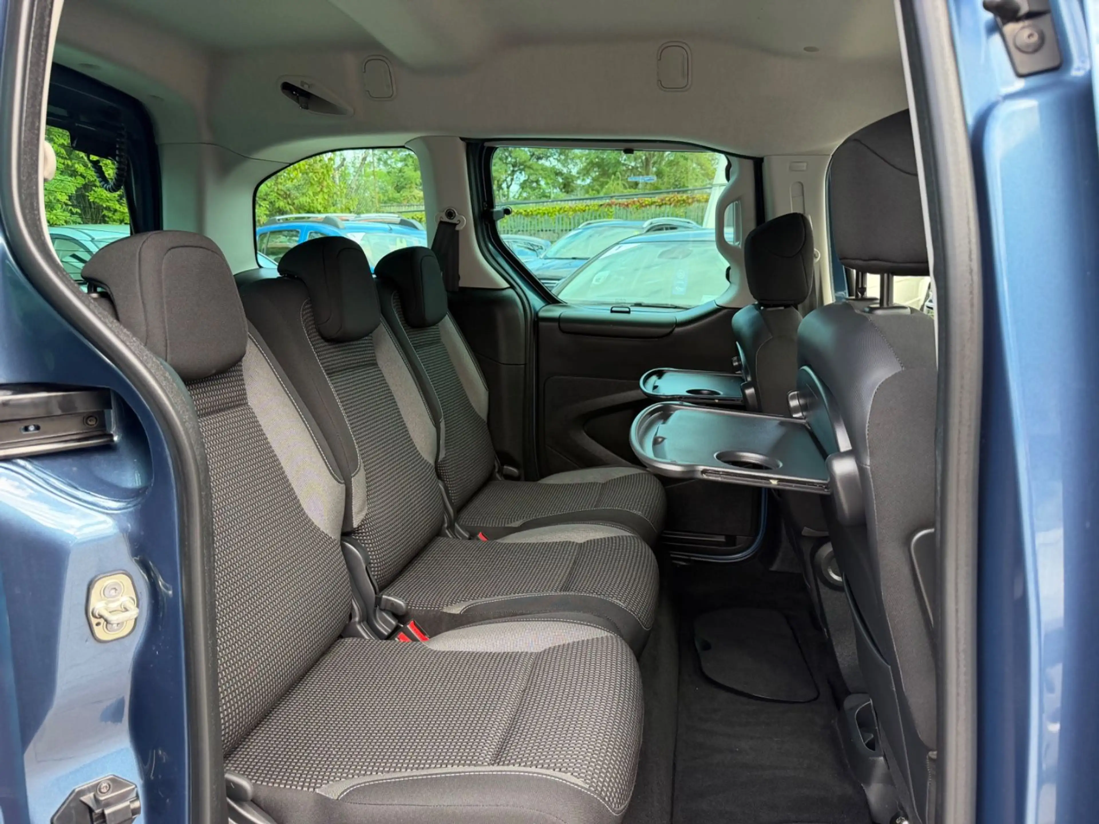 Peugeot Partner Tepee Allure Garantie Tüv Servic Neu — photo 13