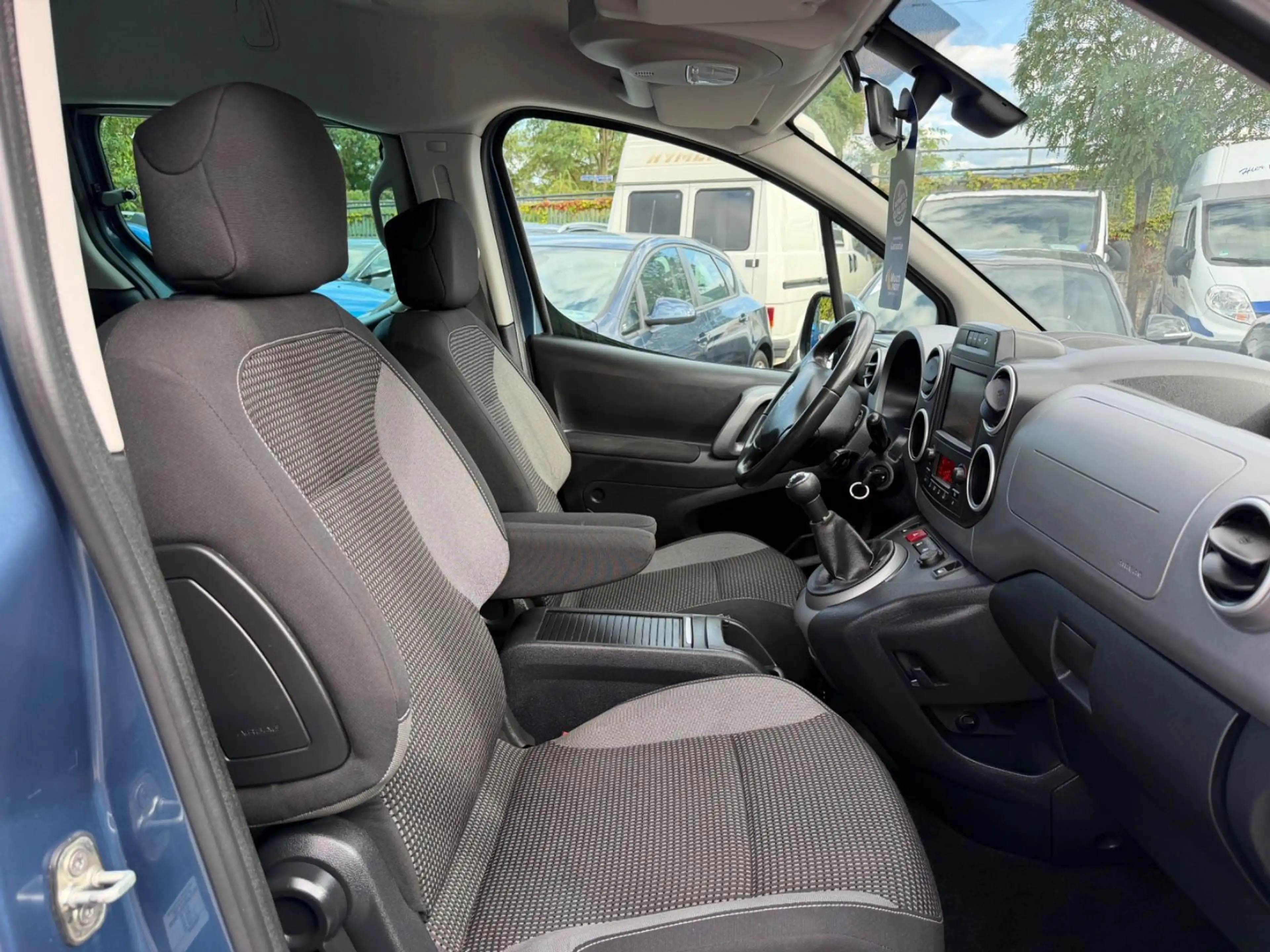 Peugeot Partner Tepee Allure Garantie Tüv Servic Neu — photo 11