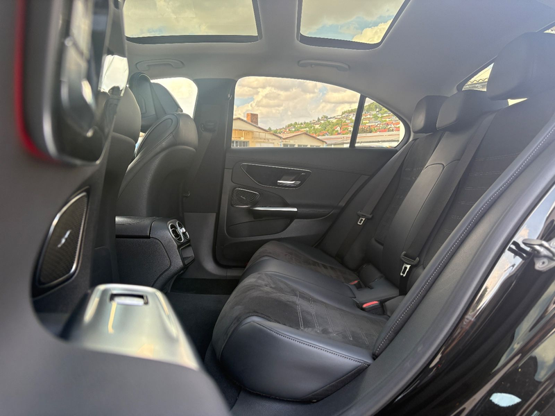 Mercedes-Benz C 200 4Matic/AMG-Line/Pano/Burmester/360°/MBUX/ — photo 35