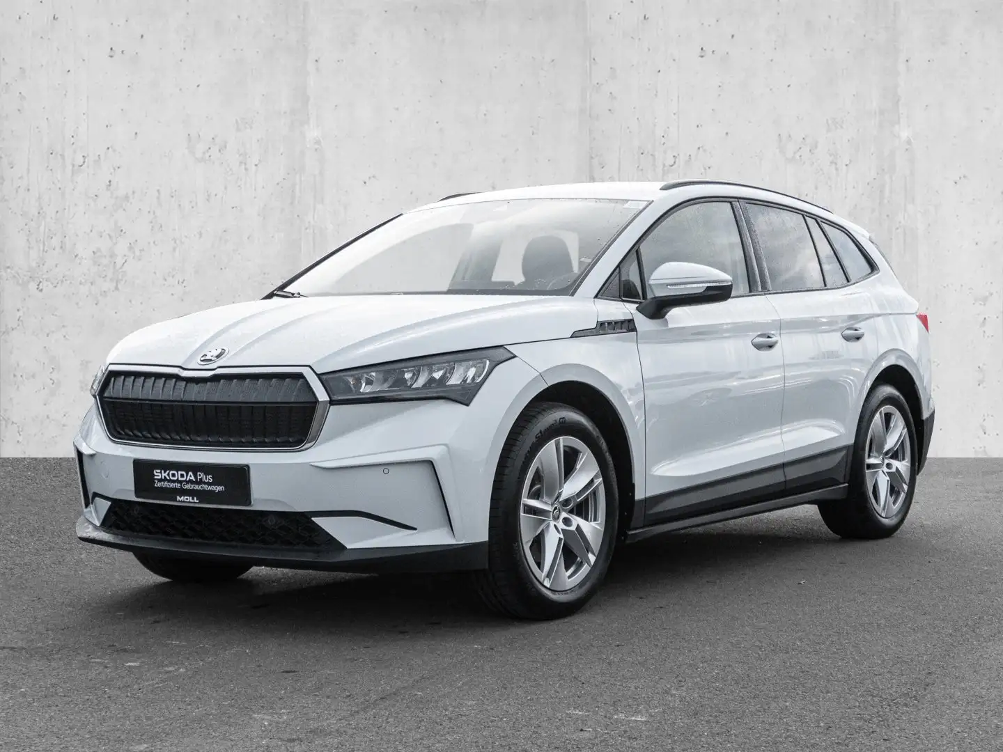 Skoda Enyaq iV 50 Weiß - 2