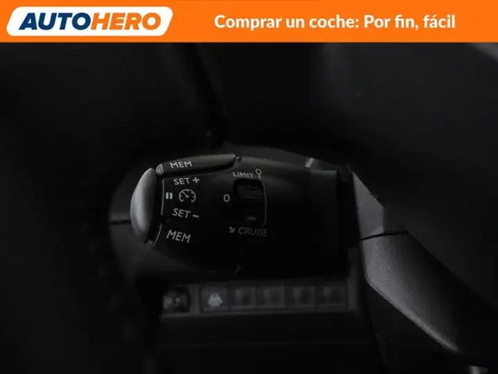 Peugeot 2008 2023, foto 29
