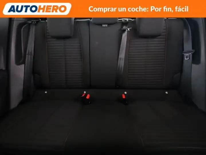 Peugeot 2008 2023, foto 16