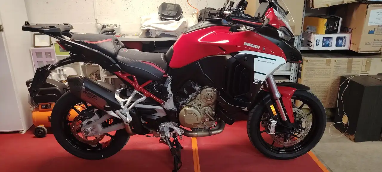 Ducati Multistrada V4 S