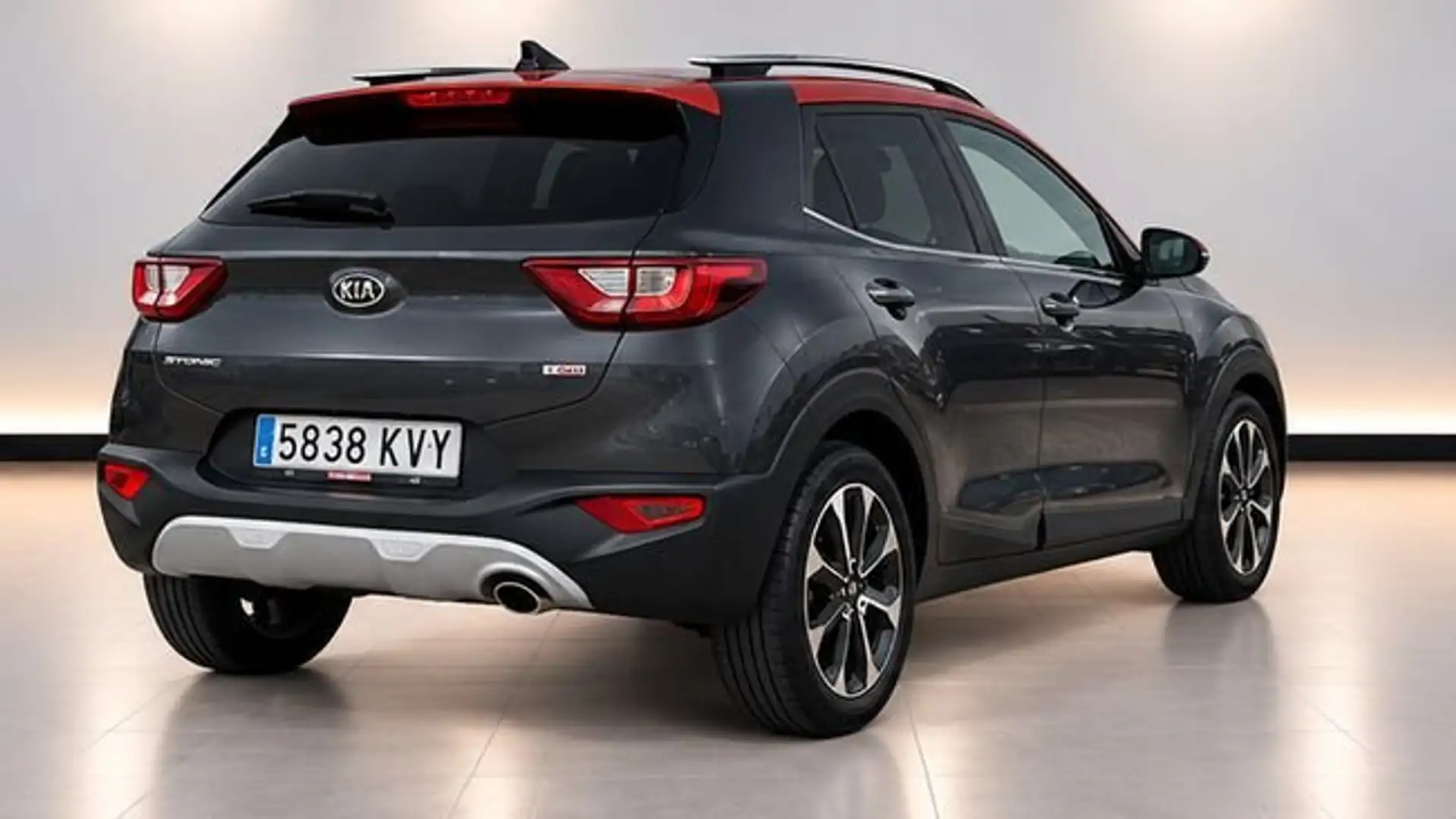 Kia Stonic 1.0 T-GDi Drive 100 Naranja - 2