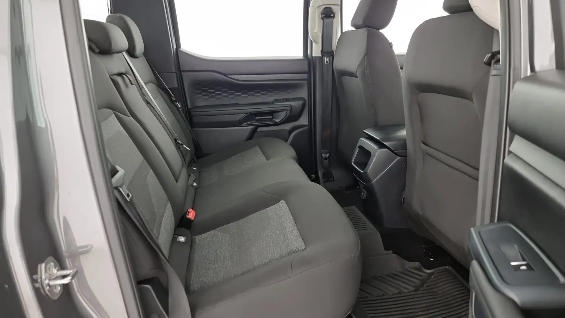 Ford Ranger 2.0 ECOBLUE DC XL 5 posti Gancio Traino Grigio - 2