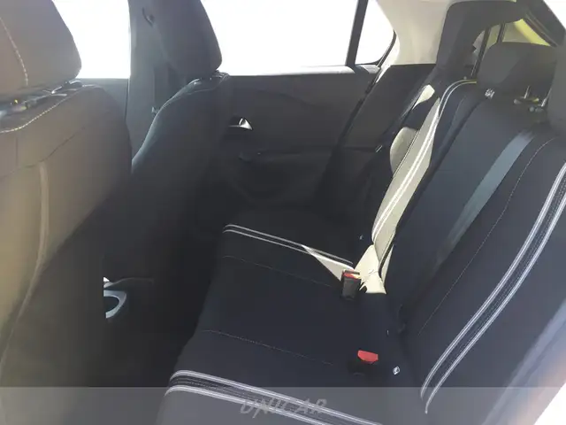 Opel Corsa view 11