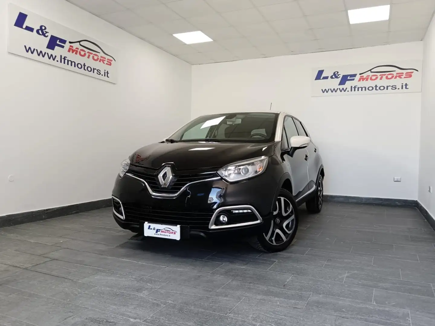 Renault Captur dCi 8V 110 CV S&S Energy Intens Zwart - 1