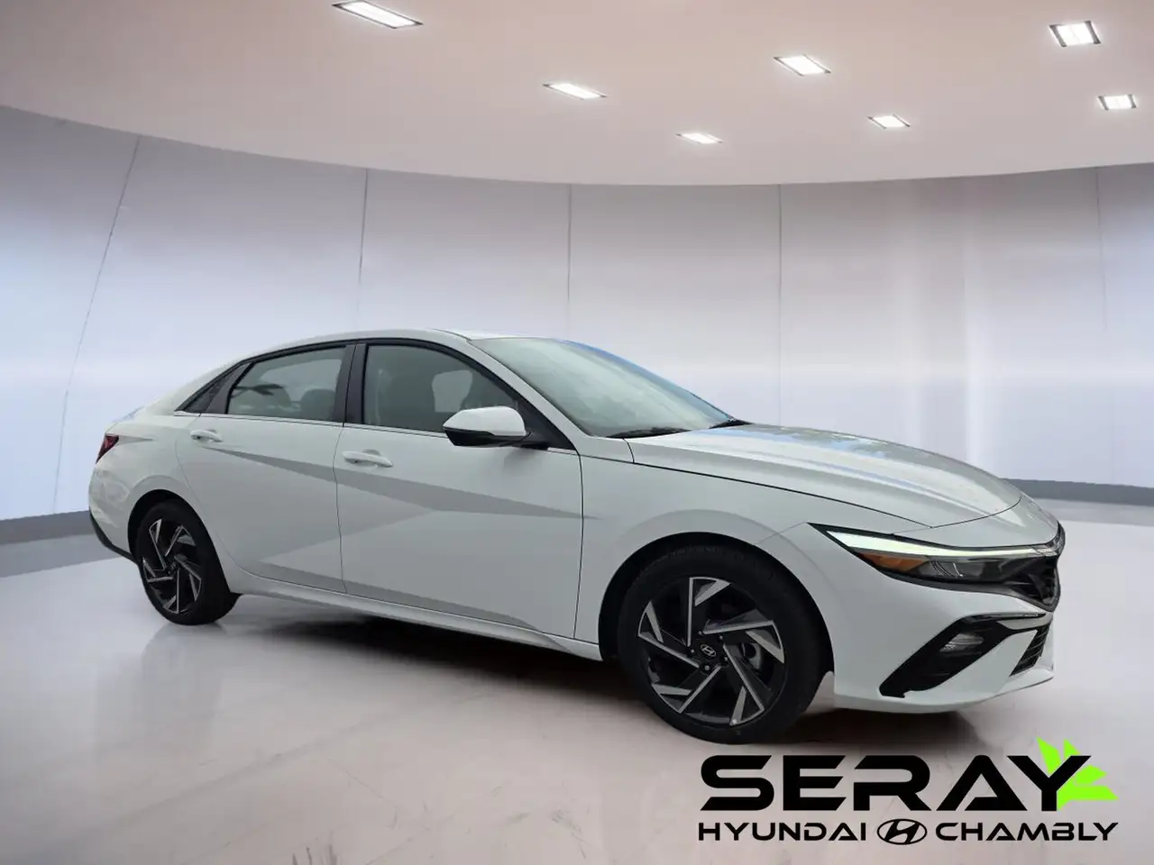 Hyundai ELANTRA снимка Hyundai ELANTRA