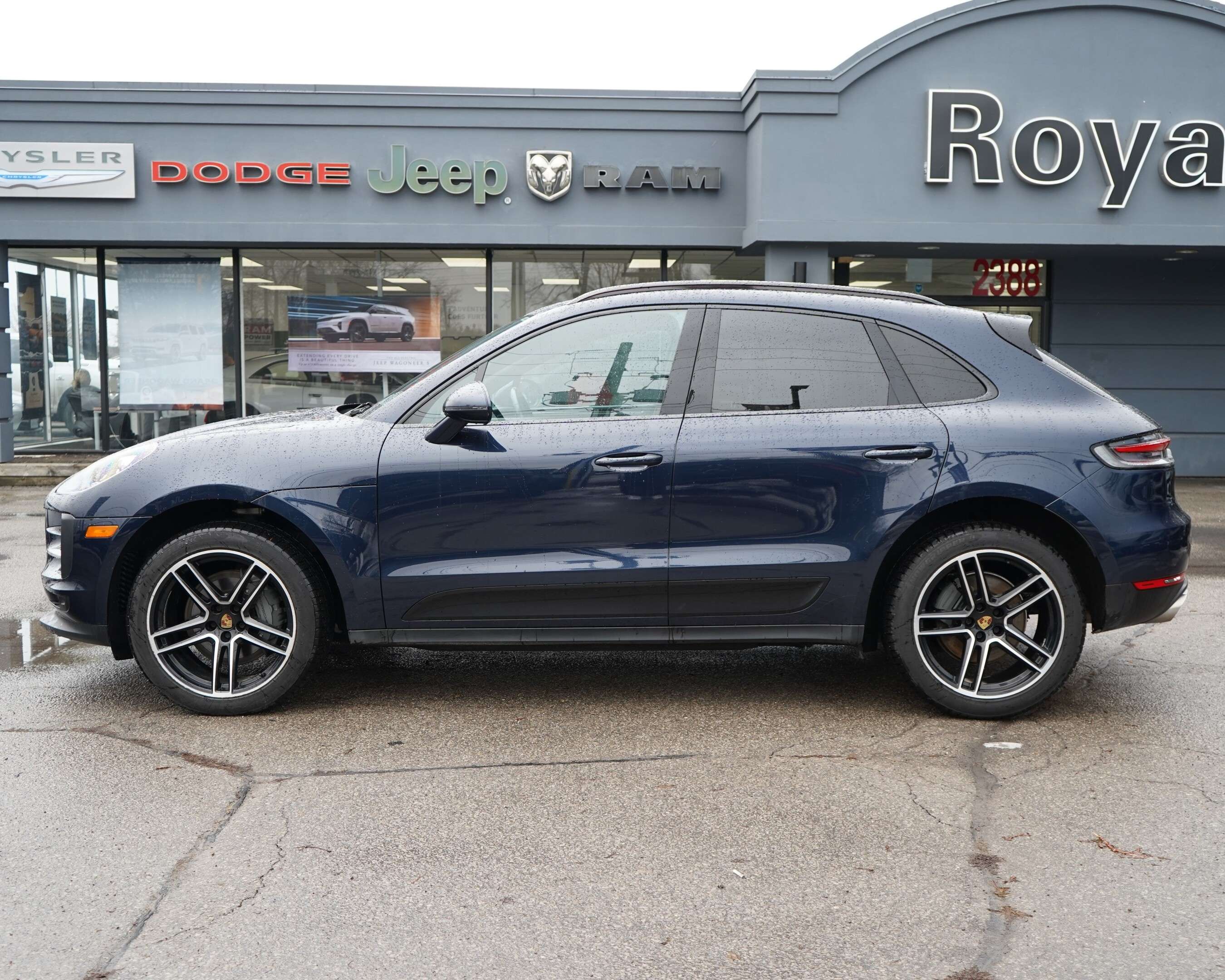 2019 Porsche Macan S thumb 8