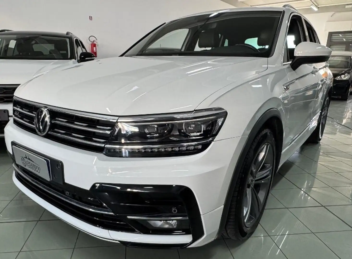 Volkswagen Tiguan 2.0 TDI 190CV DSG 4MOT. R-LINE BMT Blanc - 2