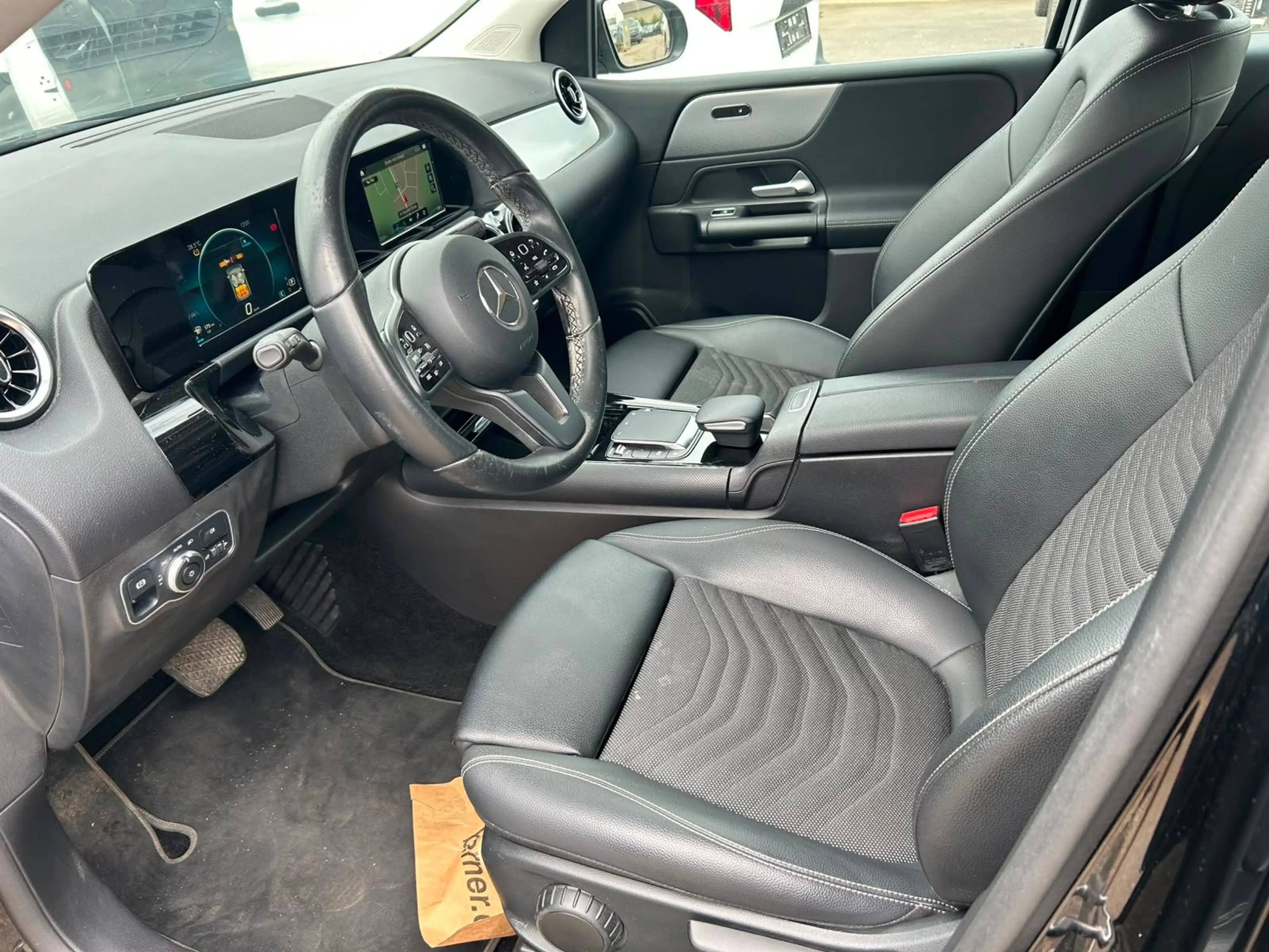 Mercedes-Benz B 180 B 180 d (247.003) — photo 7