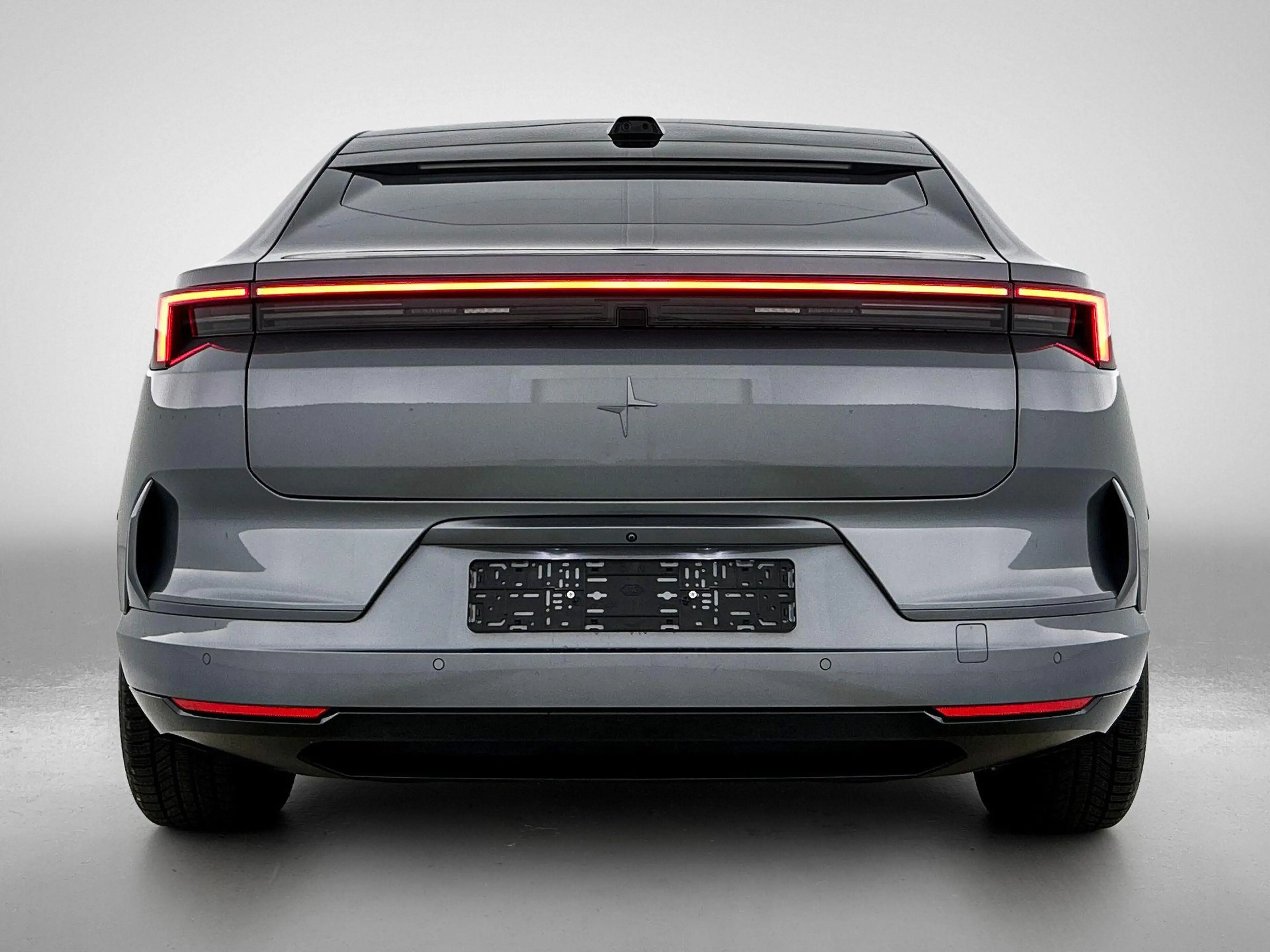 Polestar 4 Long Range Dual Motor | Plus | Pro | Nappa | — photo 3